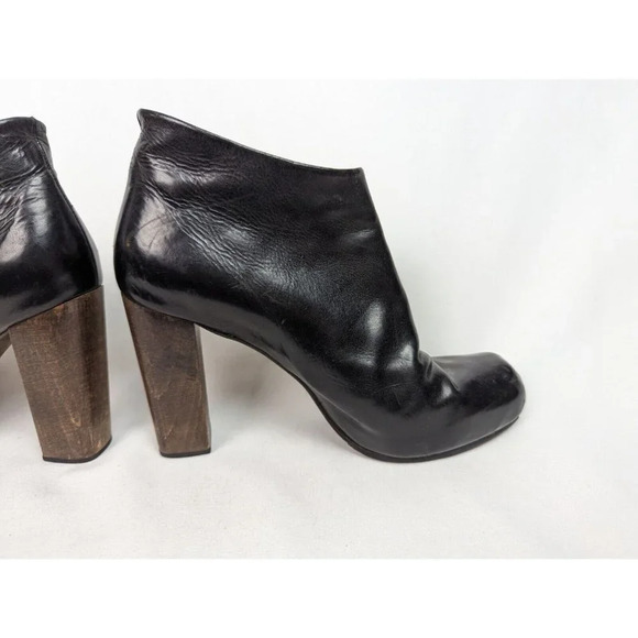 COCLICO LUCILLE BOOTIES sz. 38/7.5-8 Black Leather Wood Heel Ankle Boots Zip Up - Picture 12 of 16